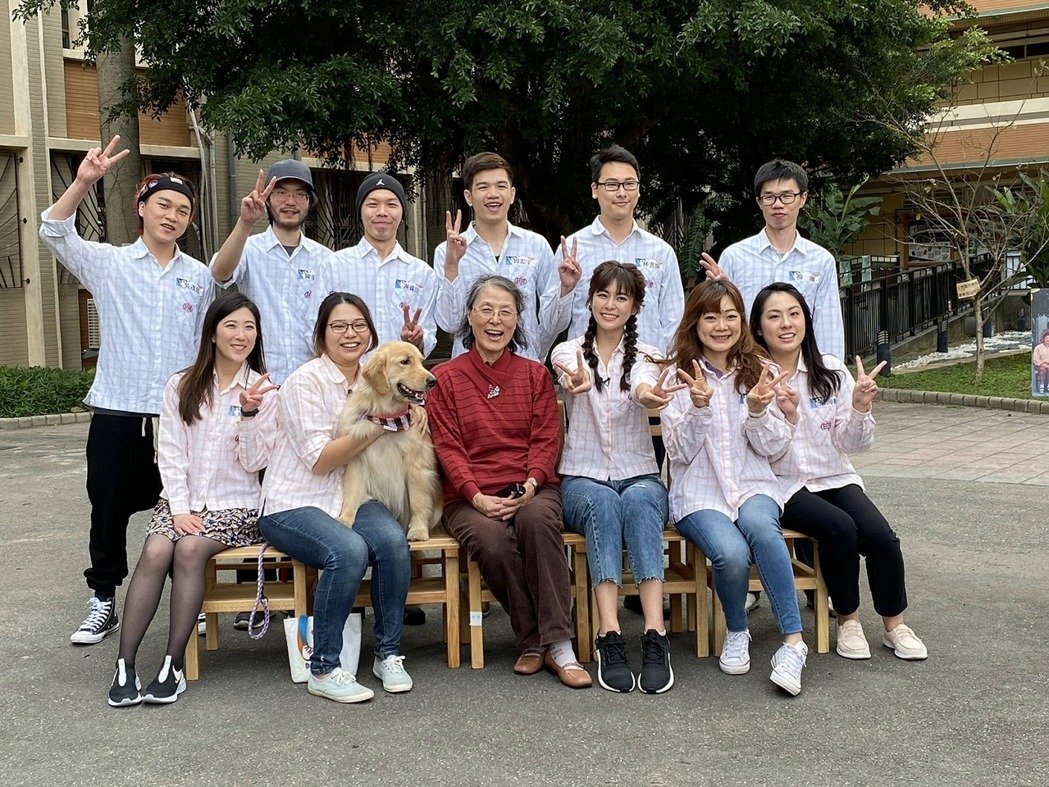 任容萱黑歷史遭起底 同學爆「上課睡覺、嗆老師」樣樣來 