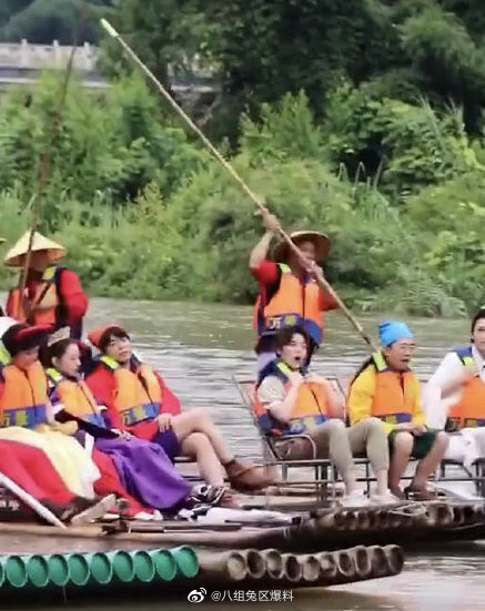 高以翔事件又重演？暴雨淹水「藝人還在河邊錄影」　網氣炸：某台完全不意外