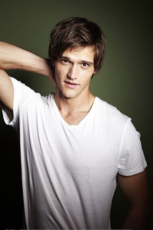 女人都該被關！《閃電俠》男星「歧視發文」被翻出：確定換角