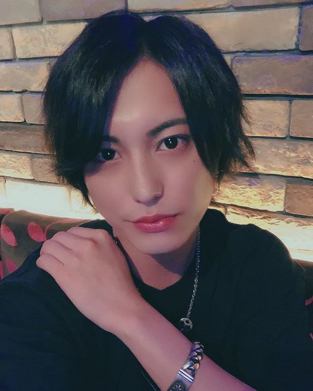 羅蘭二代？日本「職業男友」被武漢肺炎狂砍生意：只剩7個金主