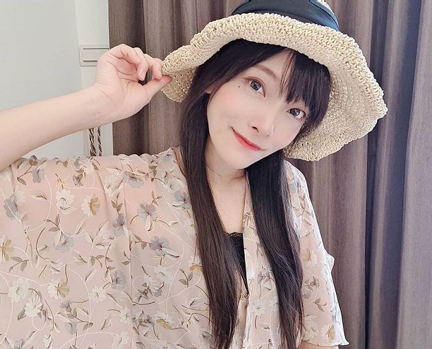 尷尬!實況正妹「偷睡賣場床」慘被抓 網批:不良示範