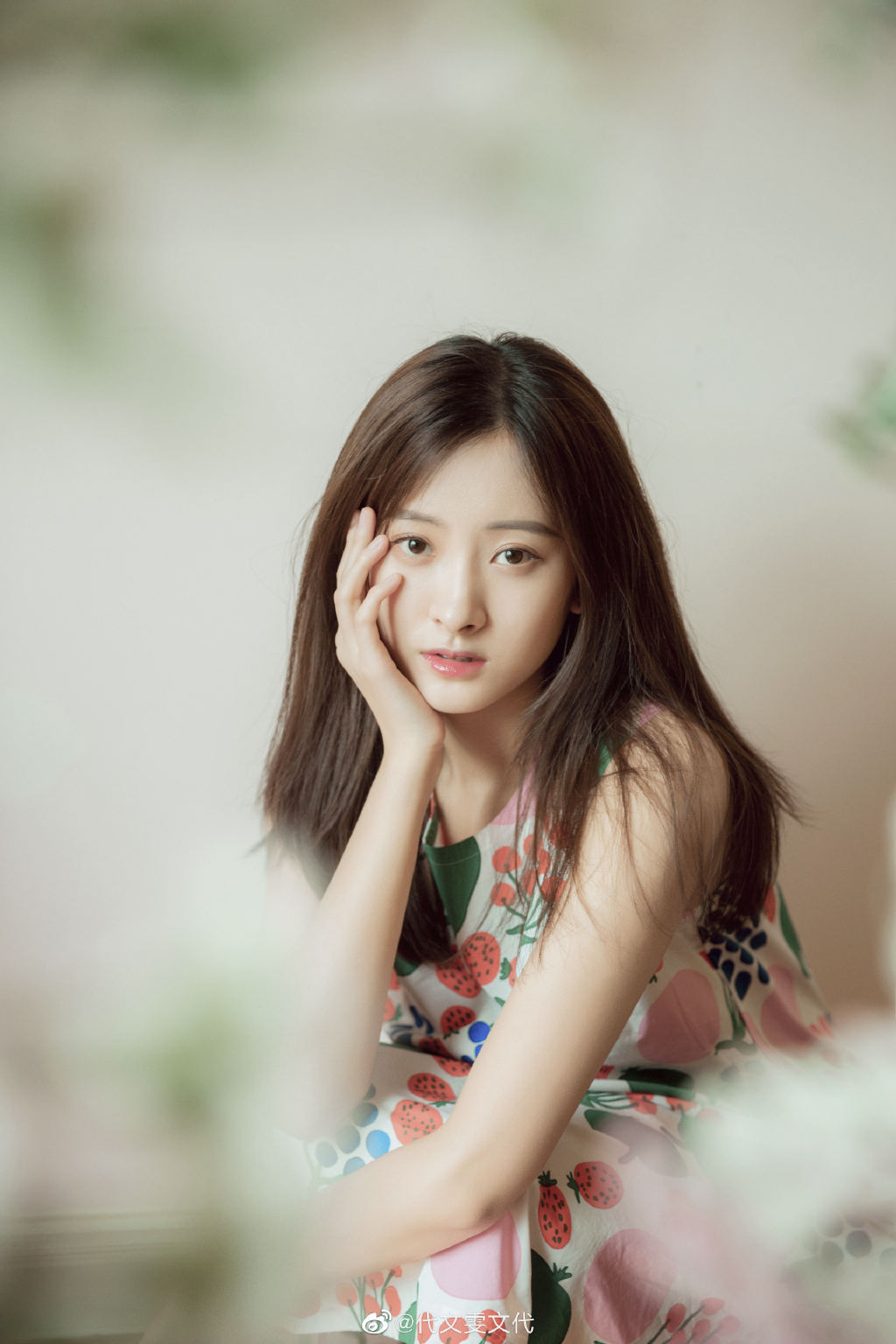 拒絕潛規則卻被反咬狐狸精！女星「長期被壓榨」：崩潰罹患憂鬱症