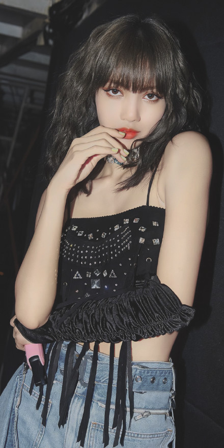 取關Lisa又關注?「THE9」虞書欣被罵爆 滅火道歉:真的對不起