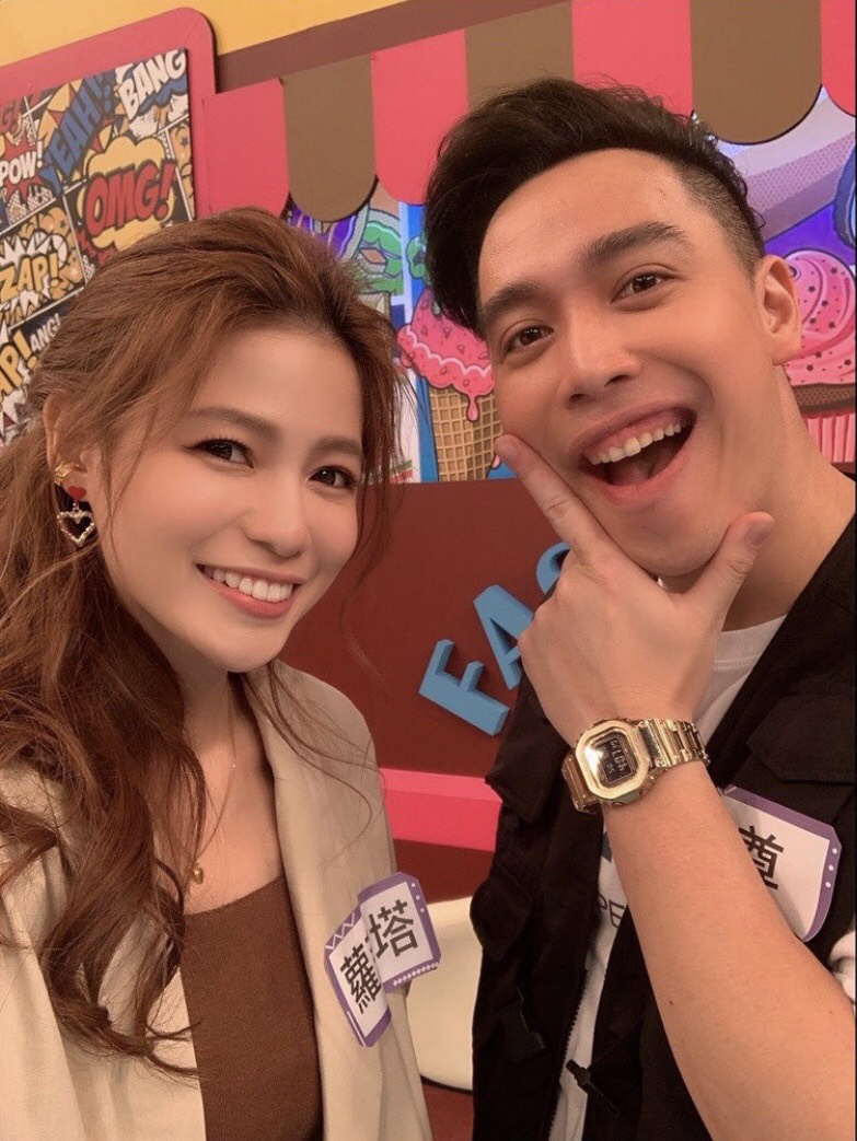 蘿莉塔羞認深夜視訊「下半身裸體」 暗示無尊「你要不要上來?」