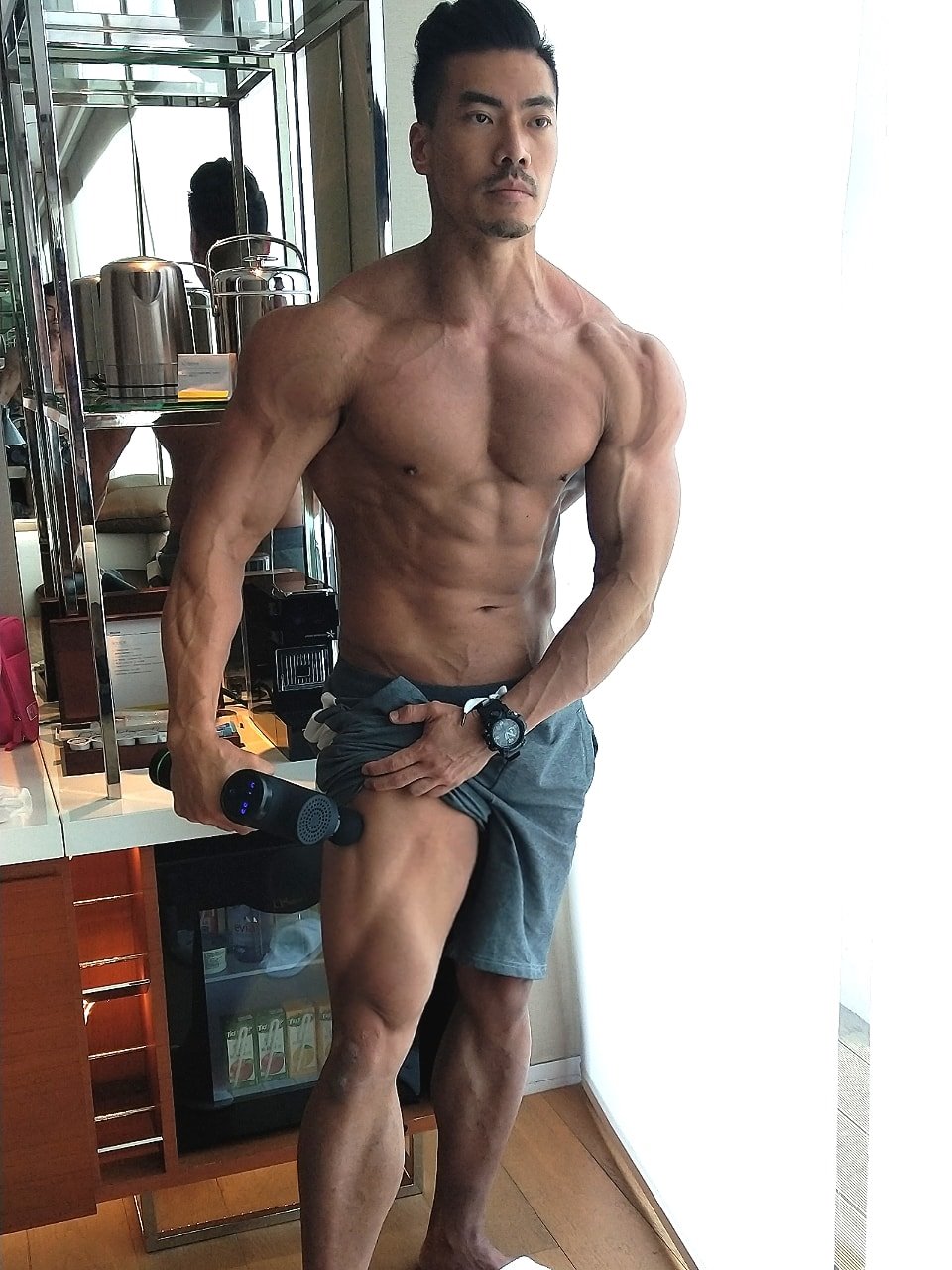 筋肉爸爸2度外遇 妻心碎也出軌「只是想找回心裡的空缺」