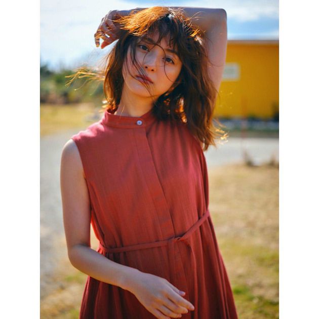 老公騙「是小三色誘」!佐佐木希「童年經歷」曝光 網:不離婚原因?