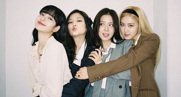 BLACKPINK最新造型釋出!Lisa「超深下眼影+唇環」 網看歪:超前衛