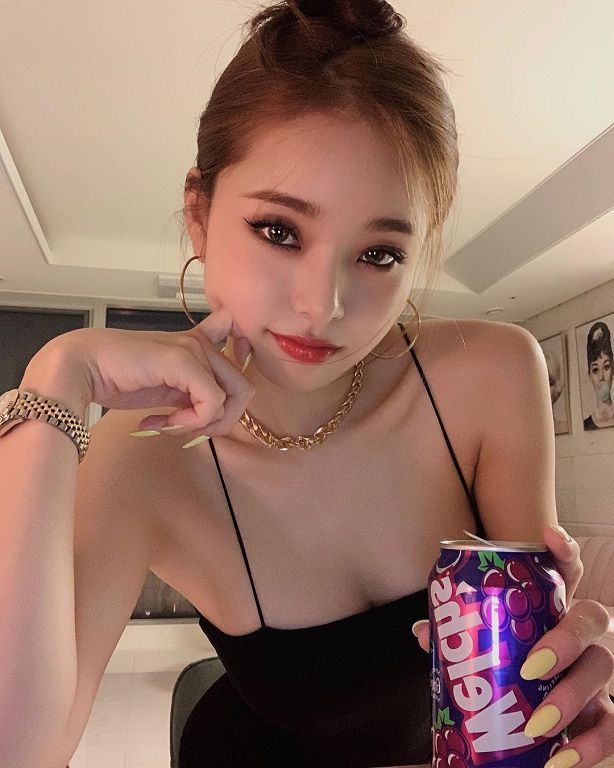 撞臉張員瑛!正妹YouTuber爆紅「不到1年擁35萬粉絲」:合體本人