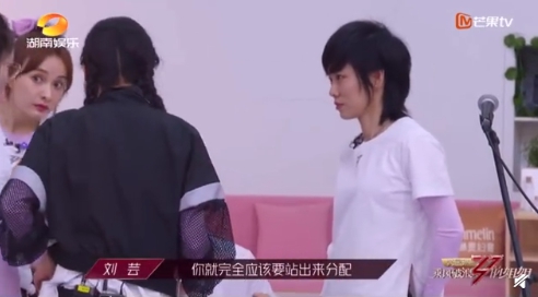 當隊長狂被無視!丁噹傻眼「到底想怎樣」 網罵爆:完全不懂尊重