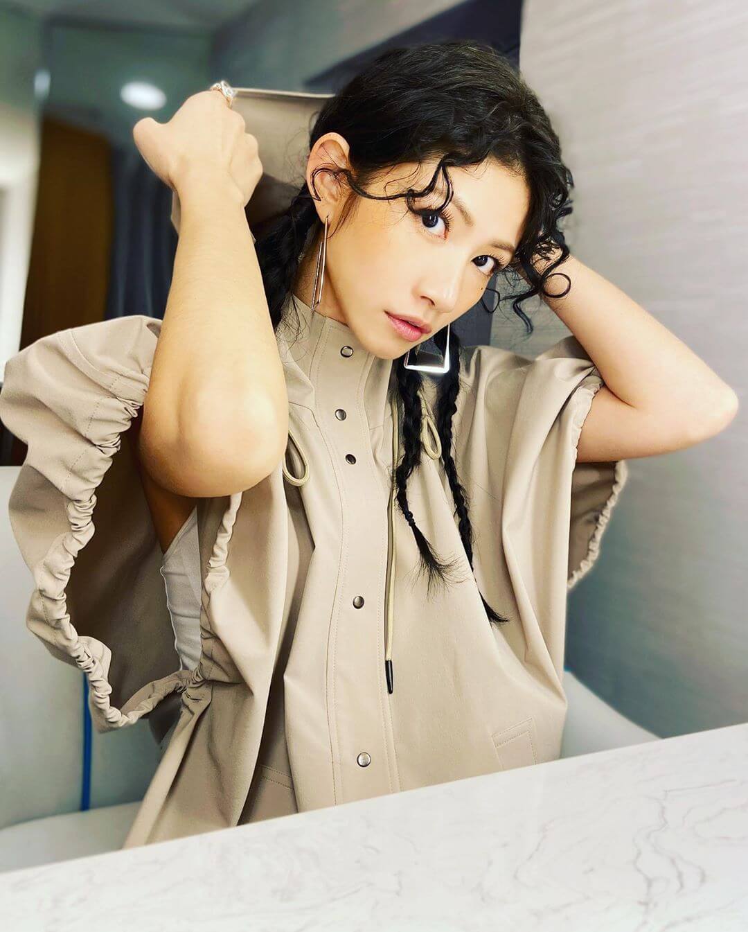 零遮掩出席帥兒子畢典!李千那PO合照炫「最萌身高差」 網看傻:說是女友我也信!