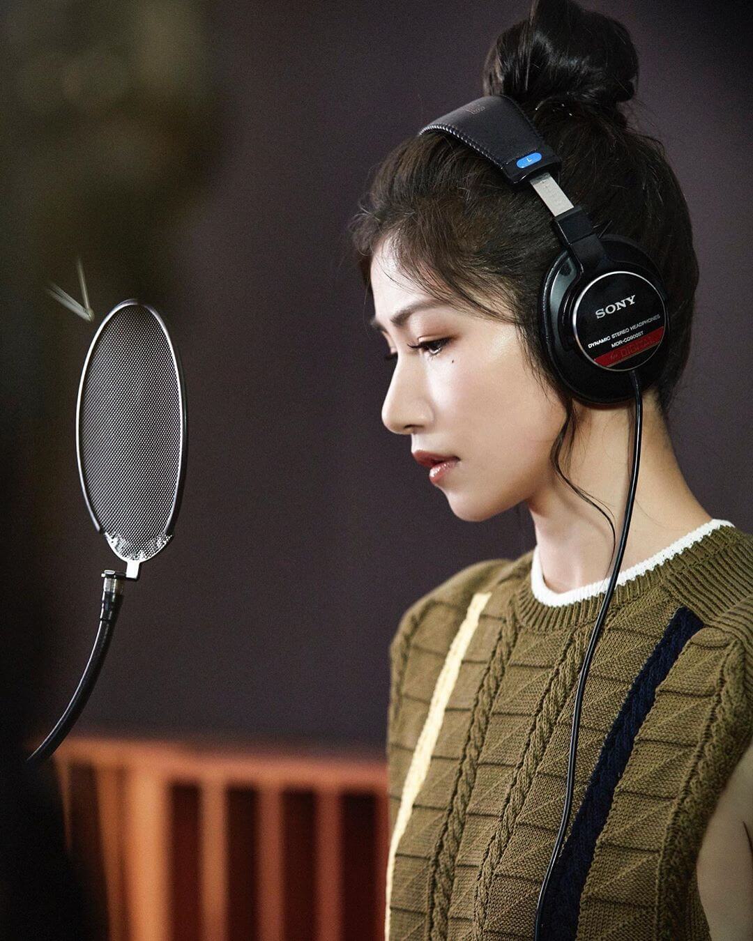 零遮掩出席帥兒子畢典!李千那PO合照炫「最萌身高差」 網看傻:說是女友我也信!