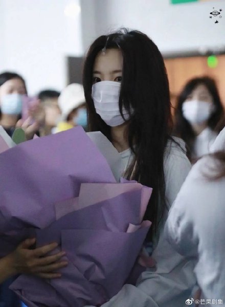 解散前夕被壓榨?火箭少女爆「全員病倒、受傷」 「絕望發SOS」粉絲氣炸!