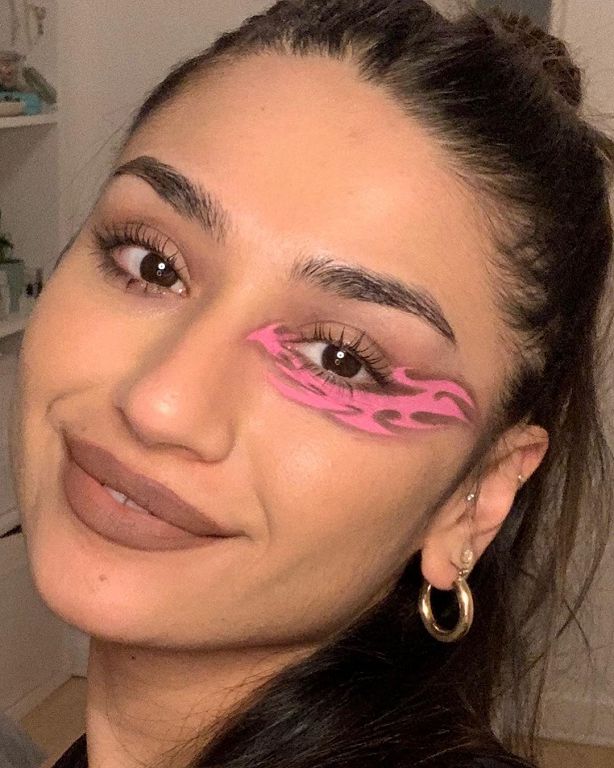 BLACKPINK回歸前夕爆抄襲!Jennie「眼妝成焦點」 挨批:已經不是第一次