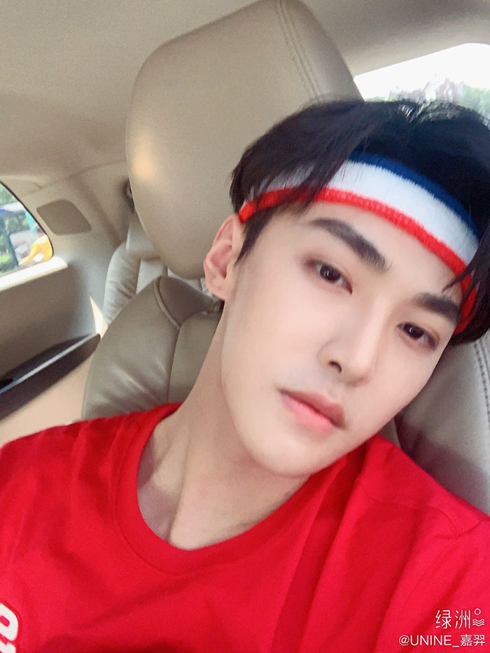 《青你2》練習生戀情曝光！男方「感情史起底」：曾和孔雪兒交往？