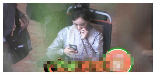 女神崩壞?楊冪爆「黑臉耍大牌」 「當眾挖鼻孔」模樣全拍下!