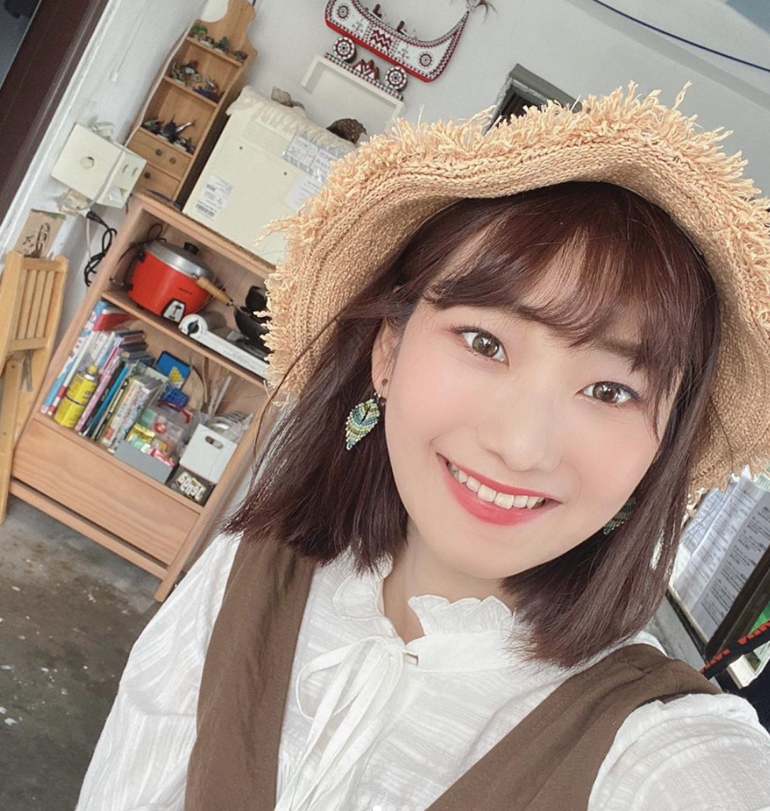 愛莉莎莎曬溫泉湯屋浴衣美照!網放大畫面「三原」在床上熟睡