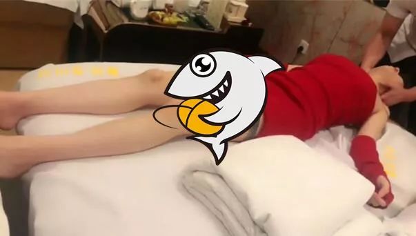 公開約P?直播兇妹「私密部位」全都露 甜喊:任你處置