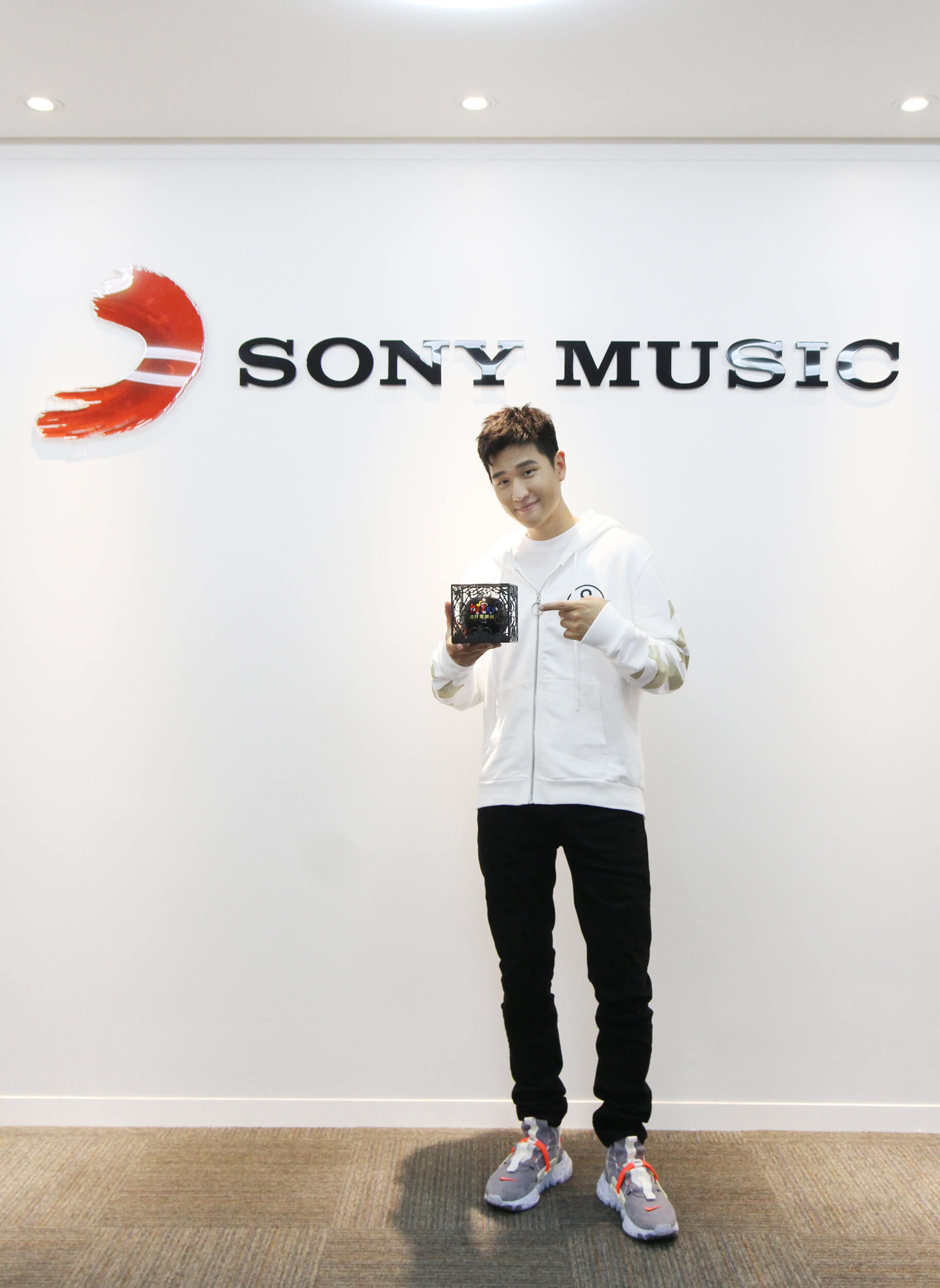 hito2020 / 蟬聯榜單20週！周興哲「連拿3大獎」：謝謝歌迷