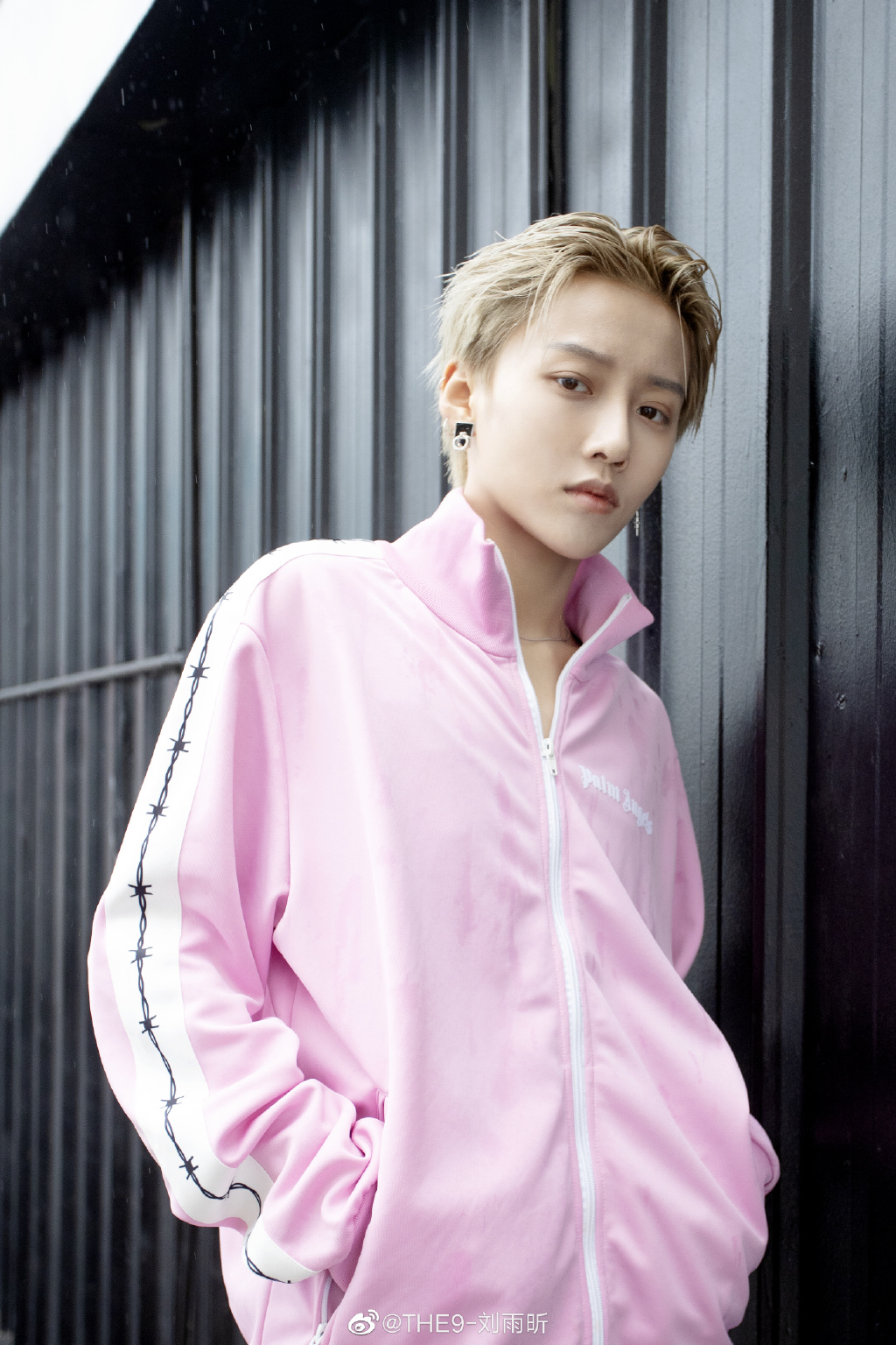 「THE9」再爆爭議!劉雨昕疑「慘被替換」 粉絲氣炸:太過分