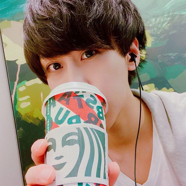 強吻70歲阿嬤!花美男偶像再爆「下手輕熟女」:呻吟超擾民