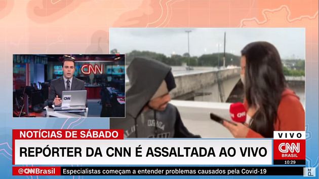 記者現場連線「突遇流浪漢」！「亮刀搶劫」全直播：網全嚇歪