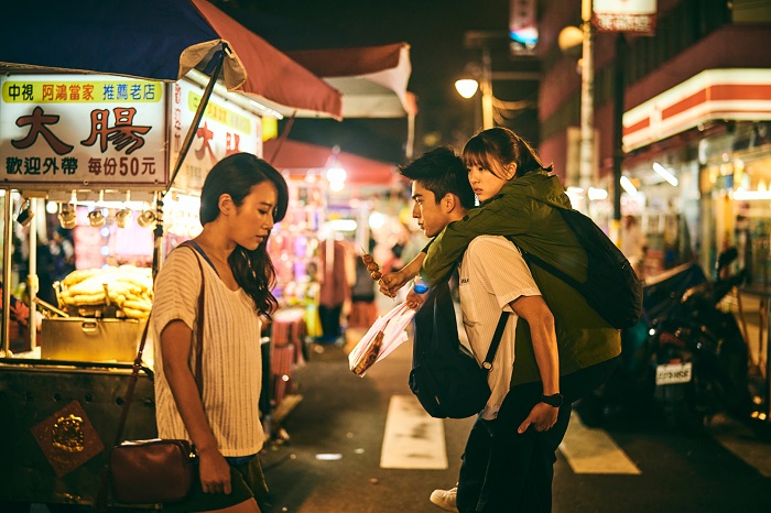 珍妮花 (方宥心 飾)。小玉的媽媽,年輕時與黑道男友生下小玉。為了撫養女兒,迫不得已下海工作。非常疼愛自己的女兒,但卻認為現今的自己不配被人愛。