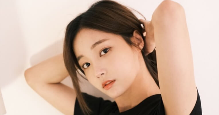 非自願退團?MOMOLAND妍雨深夜發文 「我沒有選擇權,只能這樣延續夢想」