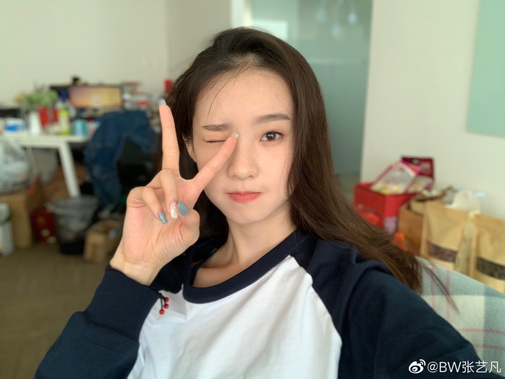 「淚失禁」慘被罵爆!張藝凡《創造營2020》成功出道 網氣炸:為什麼不是她?