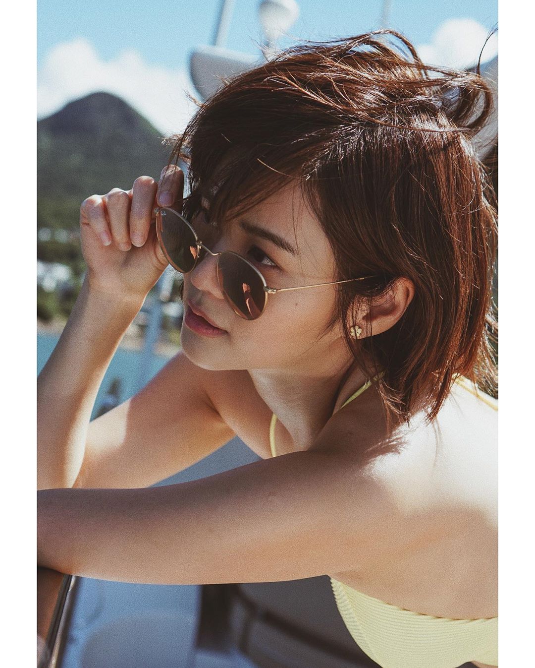 中洞大開！籃球女神「蜜桃縫縫吃布」　網暴動：太美！