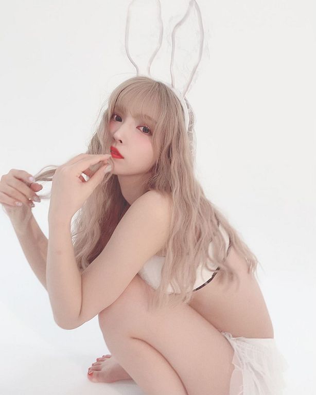 Cup再升級！三上悠亞「雪白巨球」包不住：曝光UP原因