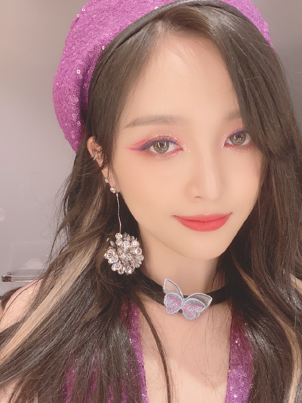 火箭少女解散15天！吳宣儀「變更微博ID」　粉絲驚：不回宇宙少女了？