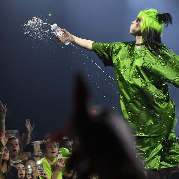 怪奇比莉追星史曝光！聽小賈斯汀的歌必哭　媽媽嚇歪：想送她去看醫生