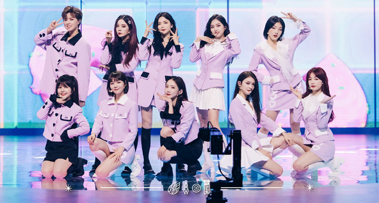 「火箭少女」畢業照成靈異照!網揪「放大後」嚇歪:好像人偶娃娃