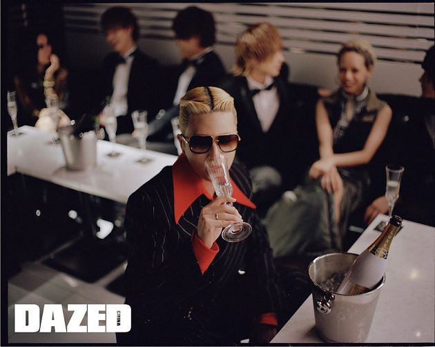 曾說武漢肺炎才要怕我！羅蘭「牛郎店宣告歇業」：不行了