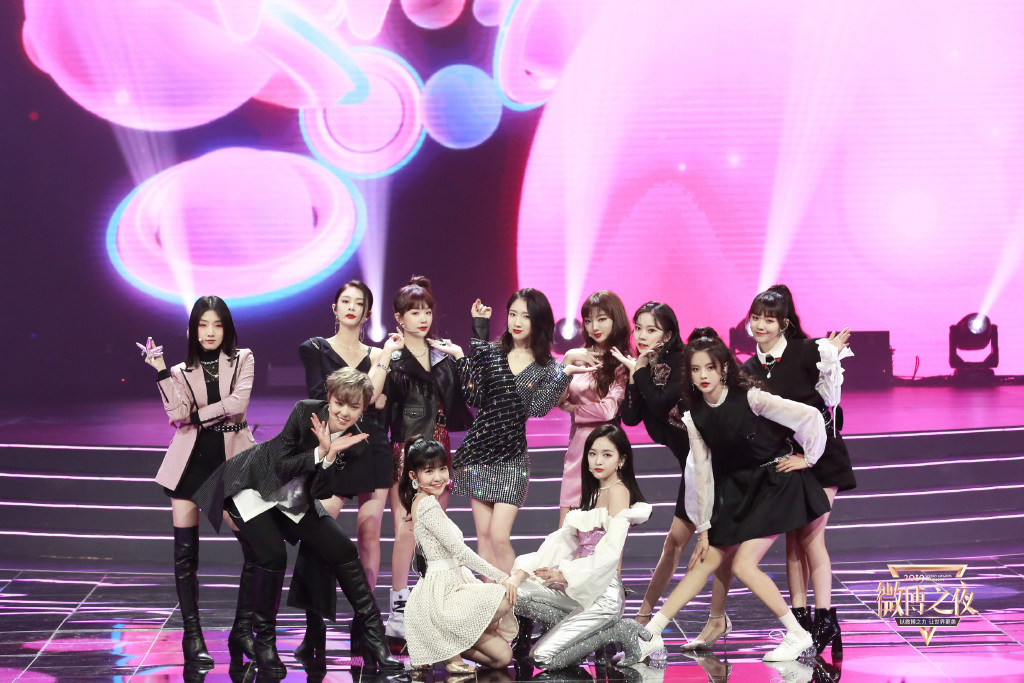 晉級不開心？火箭少女「表情超失控」　網笑歪：畢業了還是要跳舞！