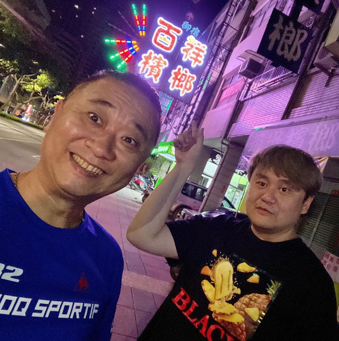 《木曜4超玩》榮登博客來暢銷TOP4！ 地表最強阿公邰哥狂吸年輕粉