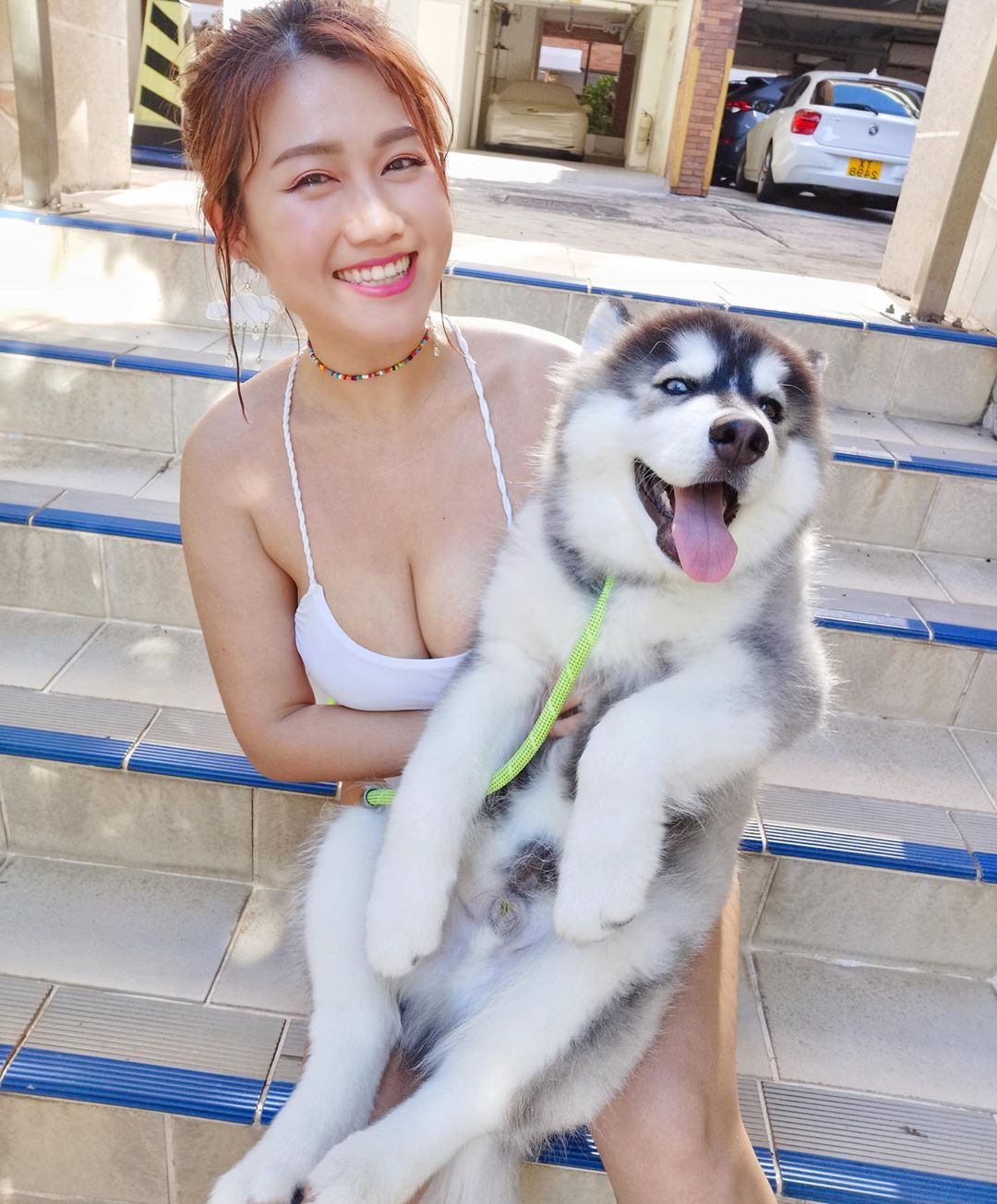 巨球撐爆比基尼!超兇女星「縫縫吃布」 網噴血:辣爆!