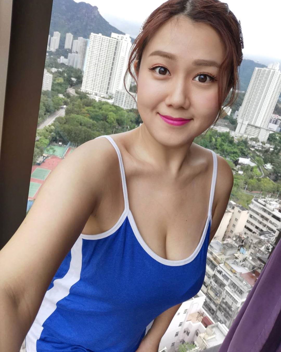 巨球撐爆比基尼!超兇女星「縫縫吃布」 網噴血:辣爆!