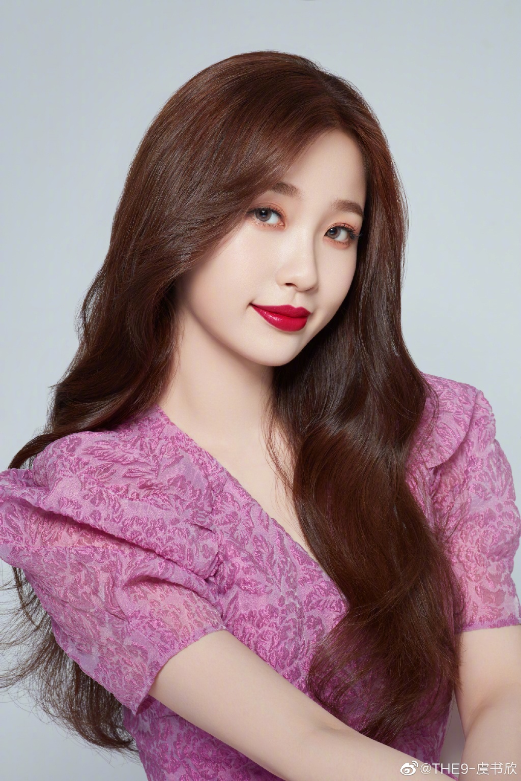 顛覆形象！THE9虞書欣「短髮新造型」曝光　網驚：撞臉Lisa？