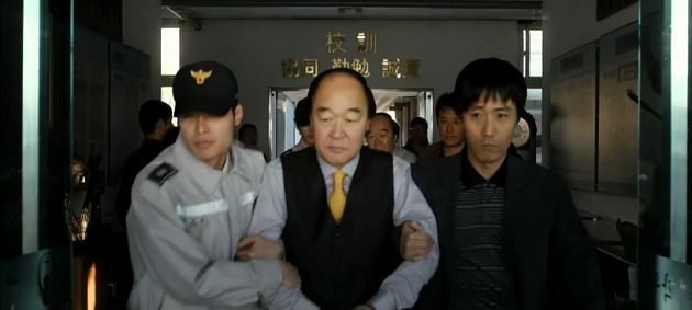 廁所抬頭驚見《熔爐》校長!「太恐怖」出不了戲:老婆3天不理我