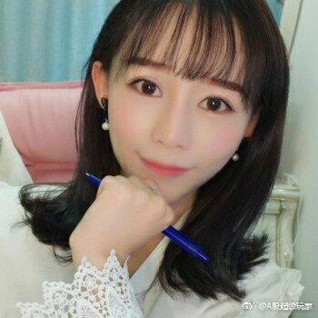 獅子大開口？直播正妹曝光「天價擇偶條件」　網酸：乾脆嫁銀行