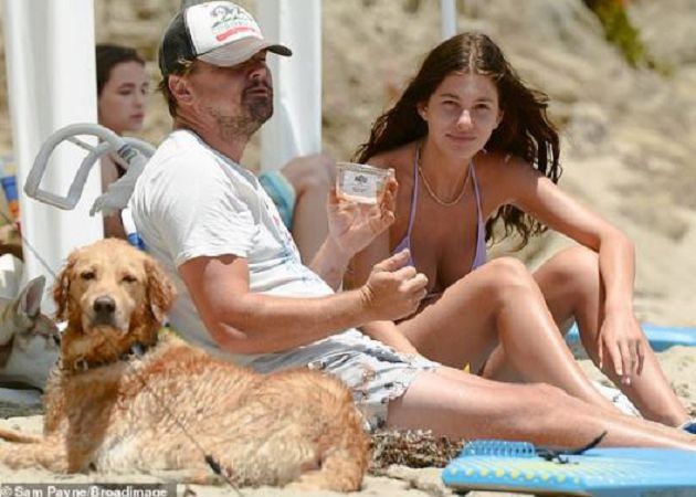 李奧納多再爆走鐘！「大肚現形」帶嫩妹度假　網酸：回不去了