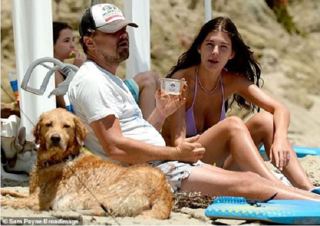 李奧納多再爆走鐘！「大肚現形」帶嫩妹度假　網酸：回不去了\