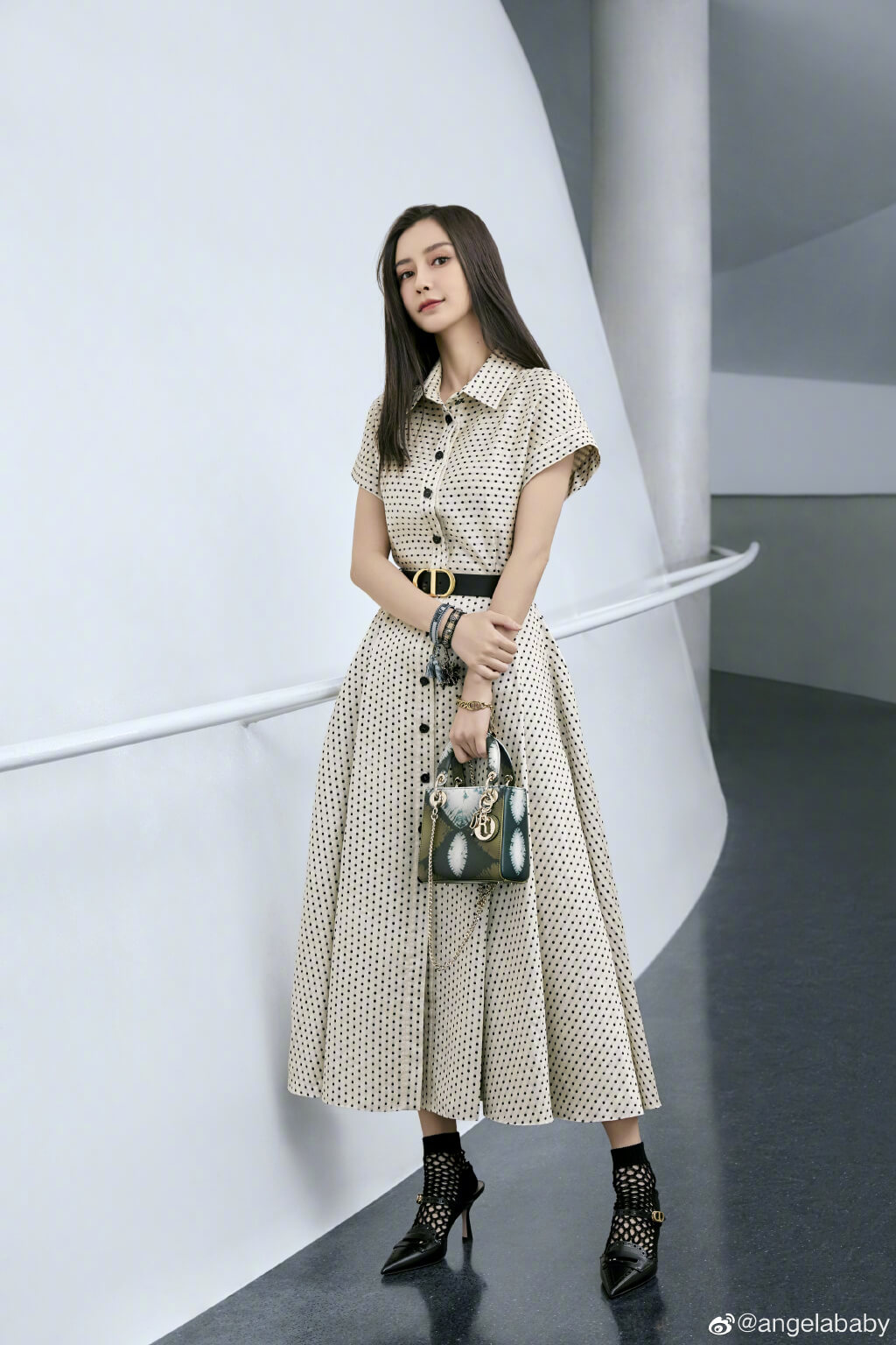 演戲「只會瞪眼」被罵爆!Angelababy認「用力過猛」 網酸:有夠尷尬