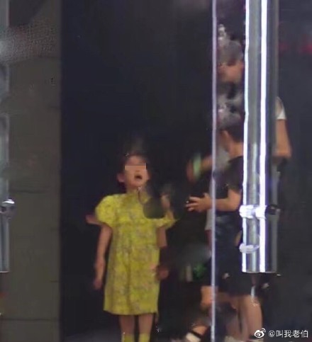 《爸爸5》嗯哼真的有妹妹？杜江「女兒正面曝光」　網嚇歪：女版嗯哼？