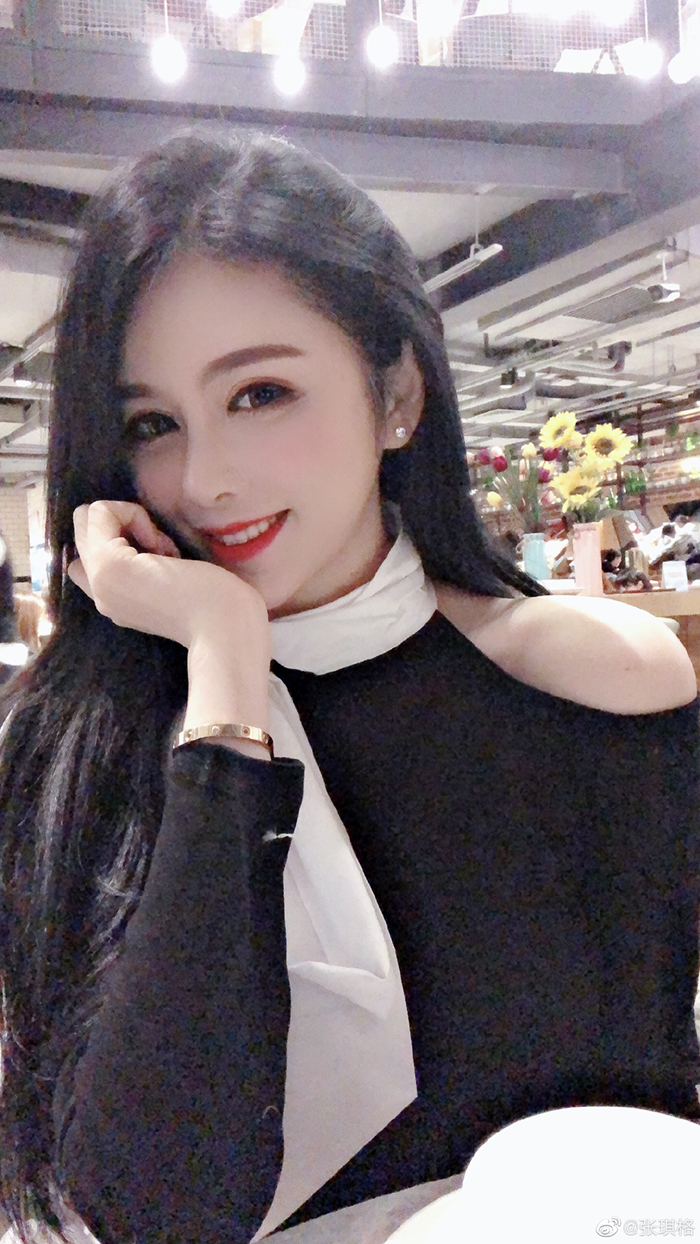 差點被當人妖!實況兇妹爆「進廠維修」 網酸:越整越醜