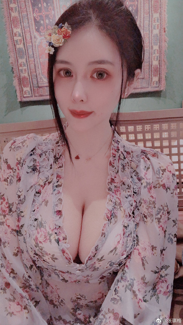 差點被當人妖!實況兇妹爆「進廠維修」 網酸:越整越醜