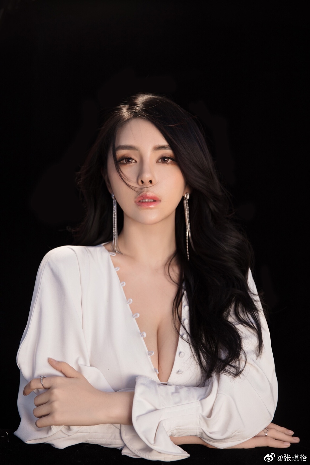 差點被當人妖!實況兇妹爆「進廠維修」 網酸:越整越醜