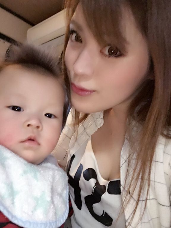 弟遭嗆「把你姊的DVD寄來」!女優「被爸看到」曝光身分:吐露心聲