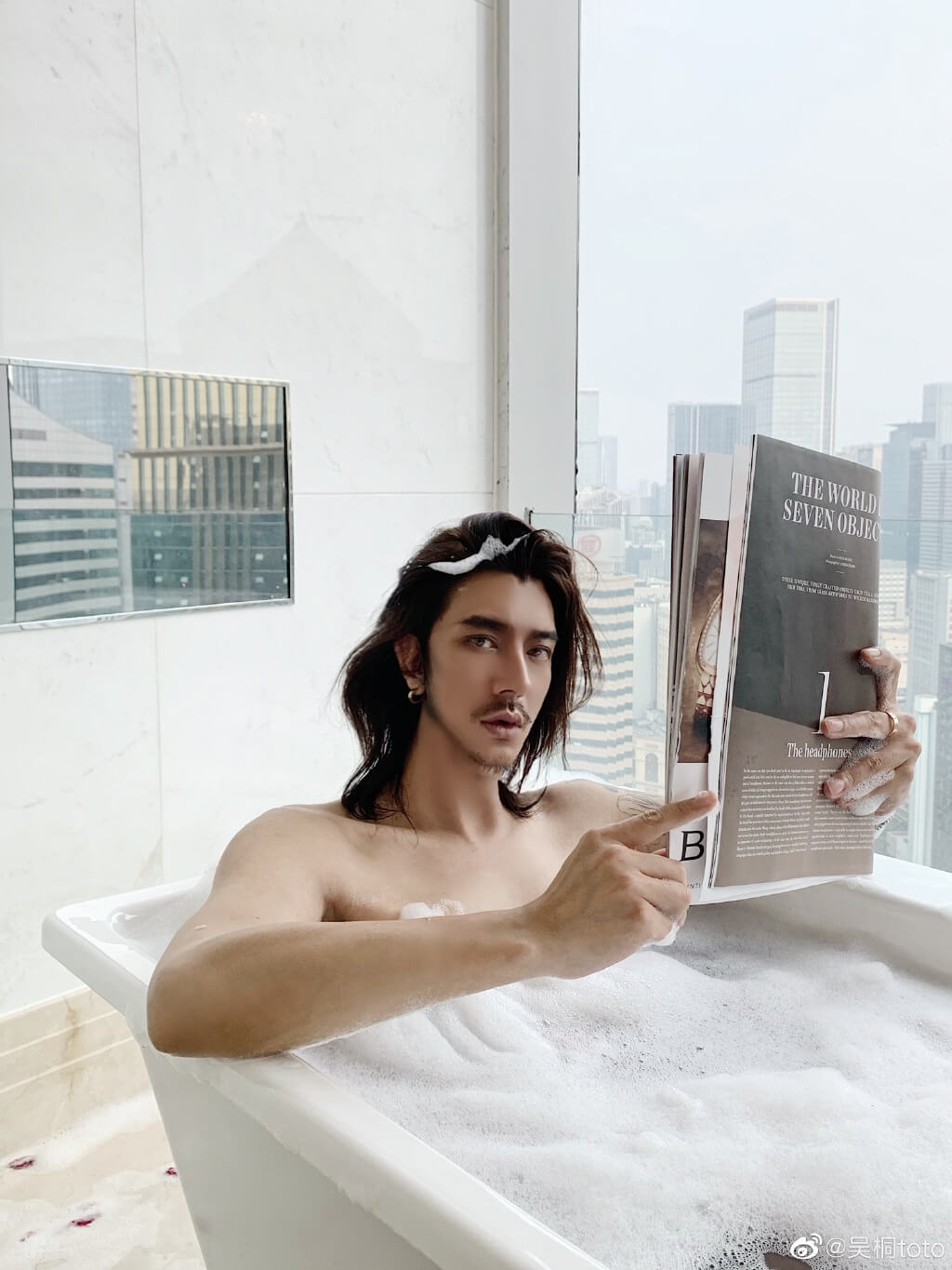 真面目嚇壞！網紅公開「勵志整形+甩肉過程」：肥胖大叔變身金城武！